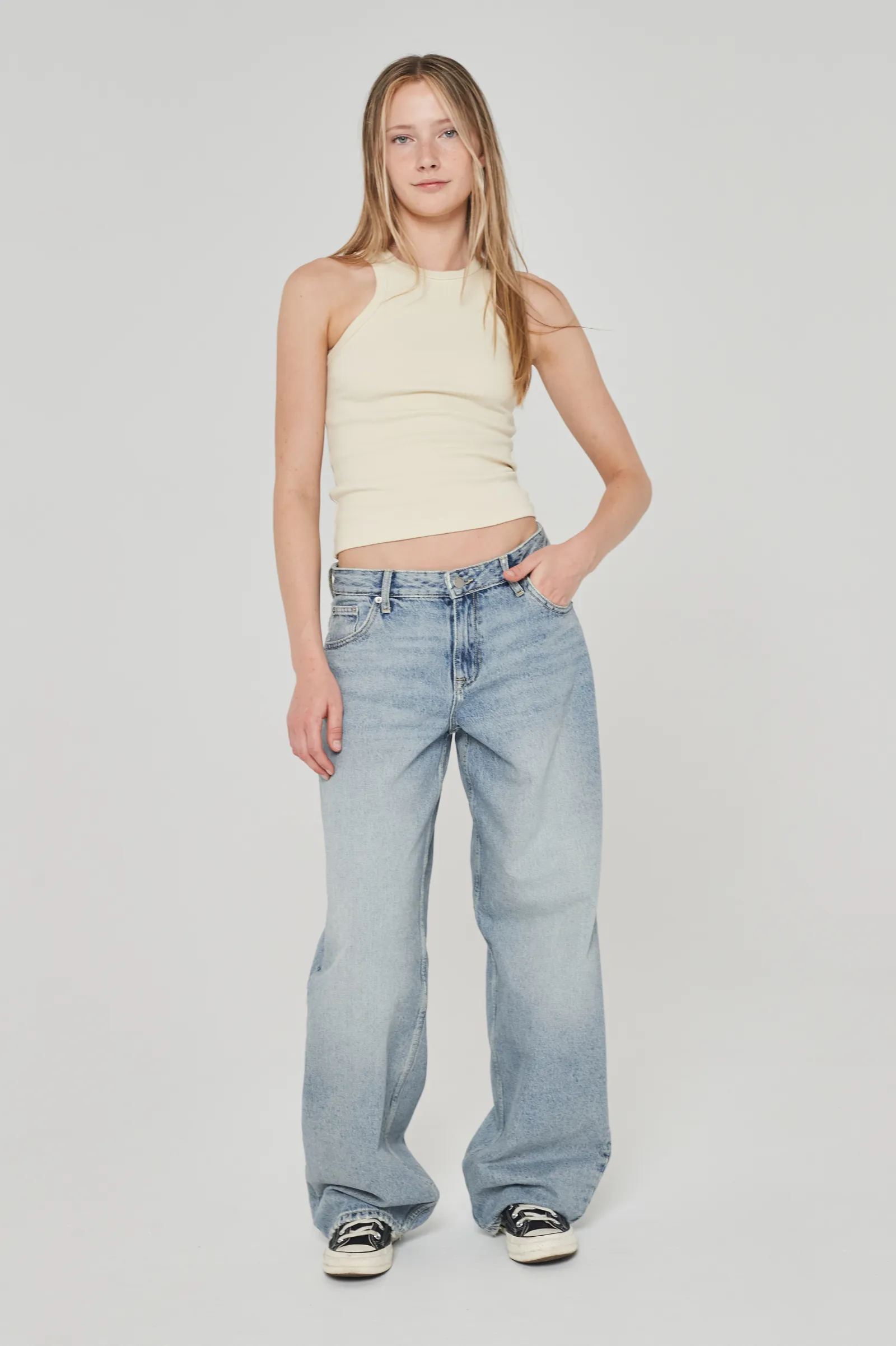 Amelie Singlet - Bone