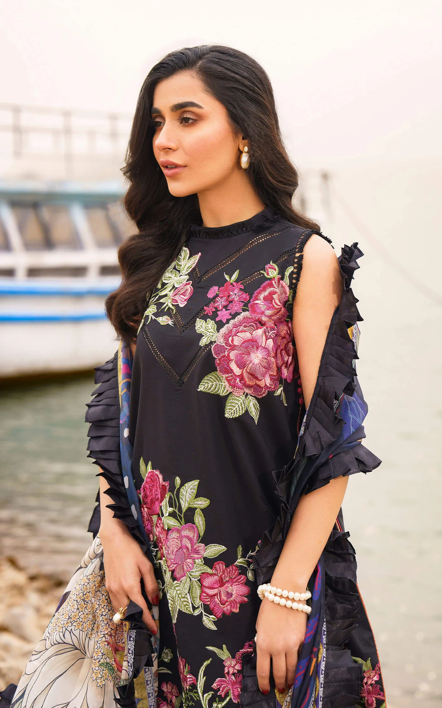 Asifa & Nabeel Meraki Lawn Collection – DAPHNE-U141M019 | Lawn