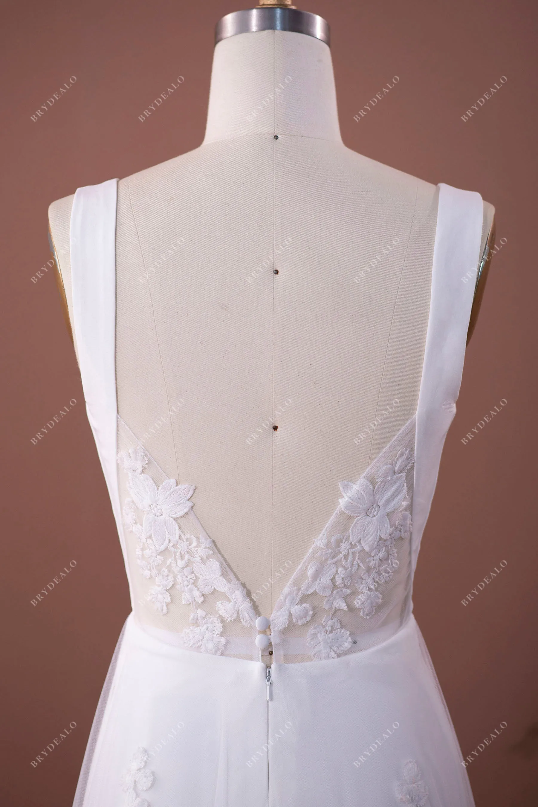 Crepe Mermaid Wedding Dress with Stylish Lace Panel Train